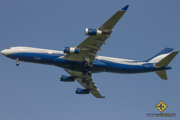 Airbus A340-313